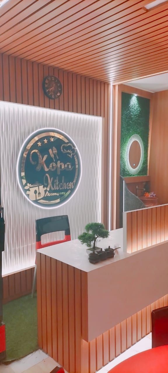Hotel, Restaurant & Café